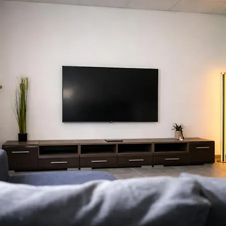 Appartamento Modernes Im Herzen Von Gehrden, Whirlpool, Billard, Contactless Check-in