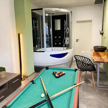 Appartamento Modernes Im Herzen Von Gehrden, Whirlpool, Billard, Contactless Check-in